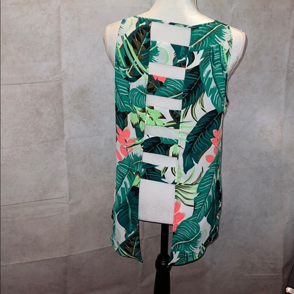 Go to the Tropics!  Express Palm Tree Party Blouse - Picture 3 of 6